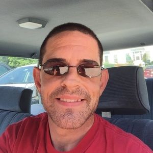 Meet your Posher, Jeffrey